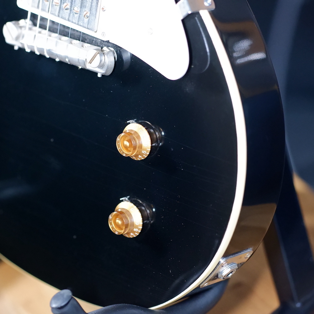 Ivison Hurricane Aged Factory Black Leo & Ted's Electric Guitars